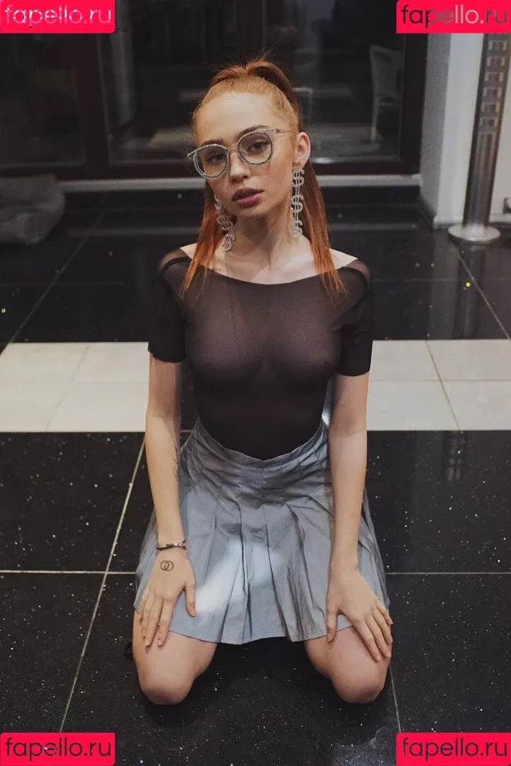 Renata Ri Onlyfans Photo Gallery 