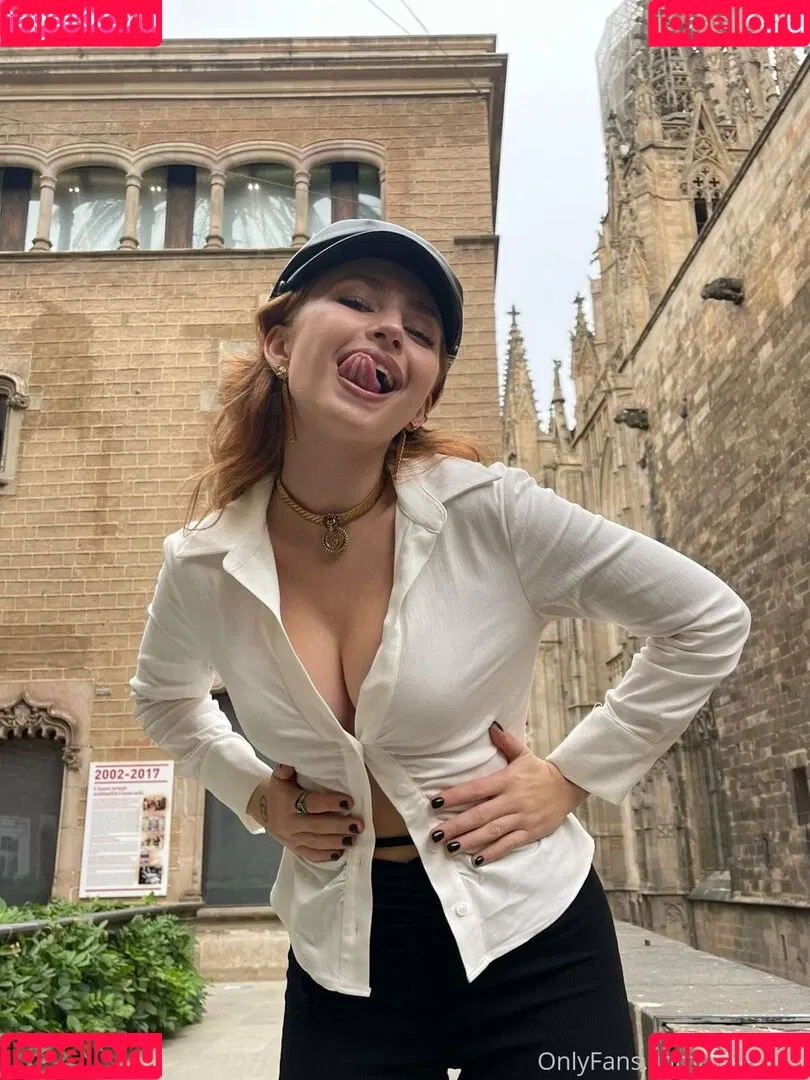 Renata Ri Onlyfans Photo Gallery 