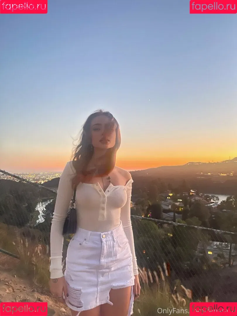 Renata Ri Onlyfans Photo Gallery 