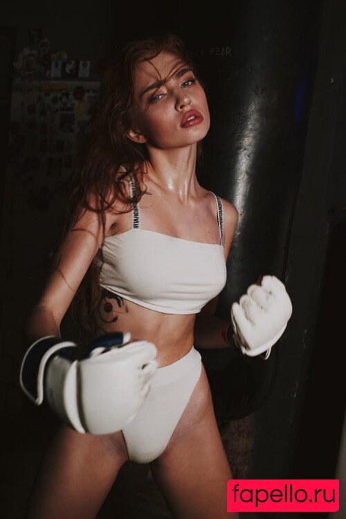 Renata Ri Onlyfans Photo Gallery 