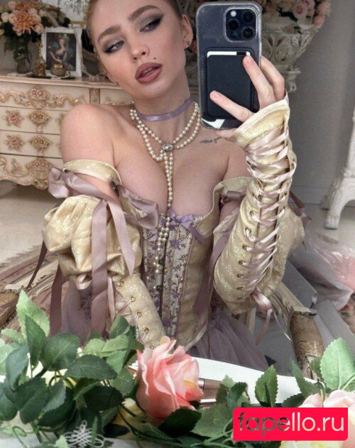 Renata Ri Onlyfans Photo Gallery 