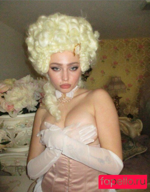 Renata Ri Onlyfans Photo Gallery 