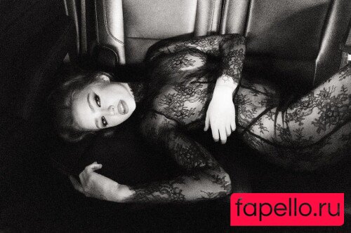 Renata Ri Onlyfans Photo Gallery 