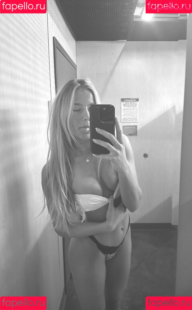 katy18poca Onlyfans Photo Gallery 