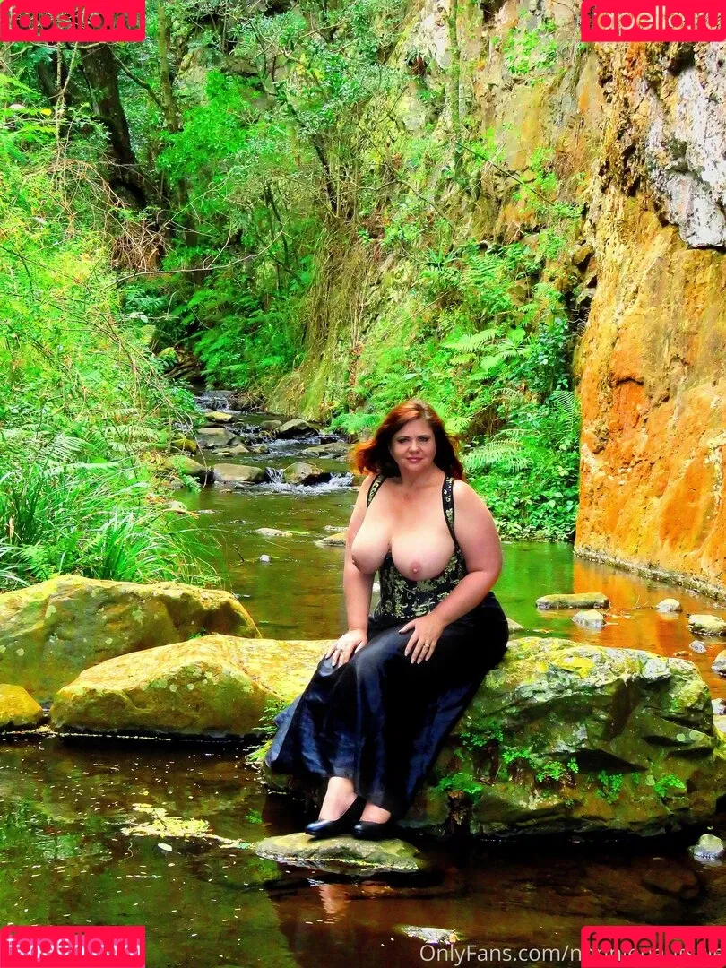 nonnienautskie Onlyfans Photo Gallery 