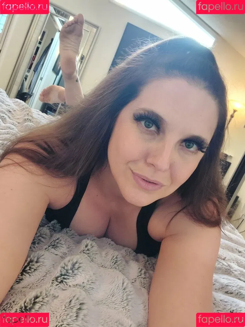 Sadie Holmes Onlyfans Photo Gallery 