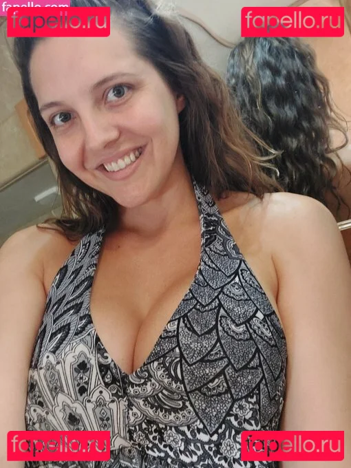 Sadie Holmes Onlyfans Photo Gallery 