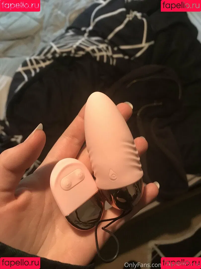 diilestrange Onlyfans Photo Gallery 