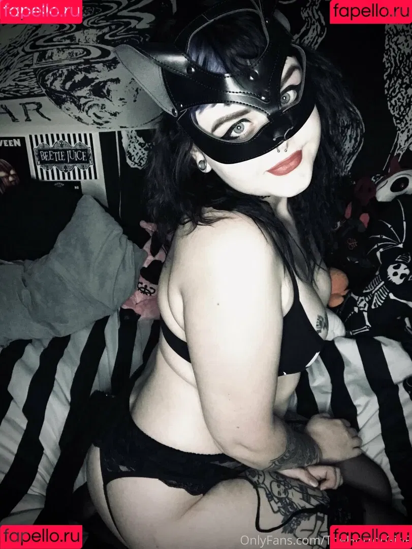 diilestrange Onlyfans Photo Gallery 