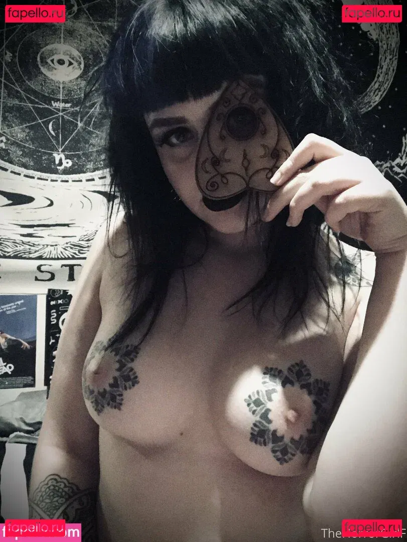 diilestrange Onlyfans Photo Gallery 