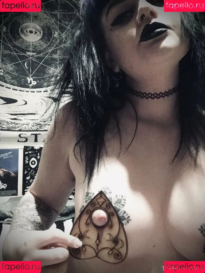 diilestrange Onlyfans Photo Gallery 