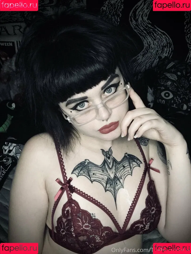 diilestrange Onlyfans Photo Gallery 