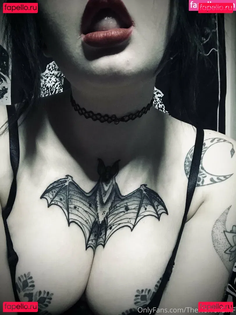 diilestrange Onlyfans Photo Gallery 