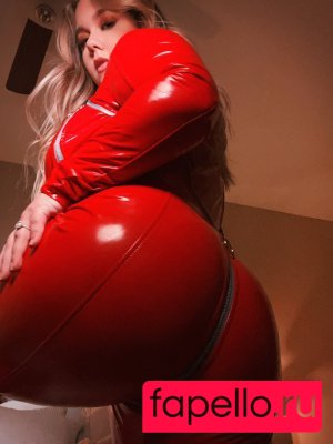 SophiaSecret Onlyfans Photo Gallery 