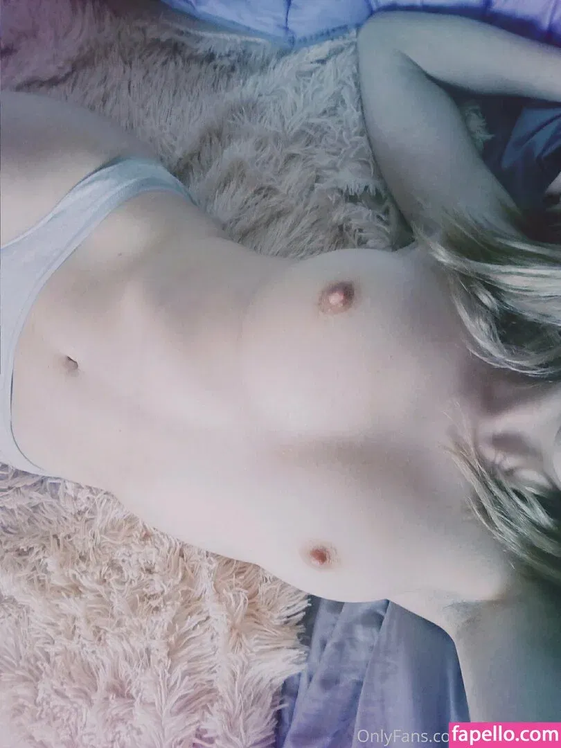 deniedlilly Onlyfans Photo Gallery 