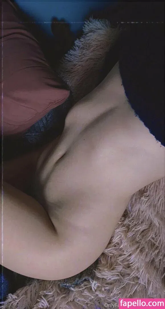 deniedlilly Onlyfans Photo Gallery 