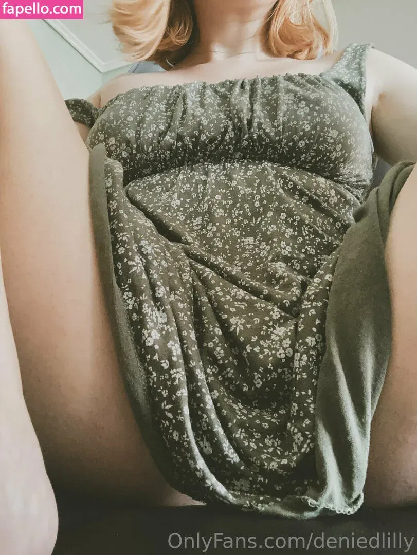 deniedlilly Onlyfans Photo Gallery 