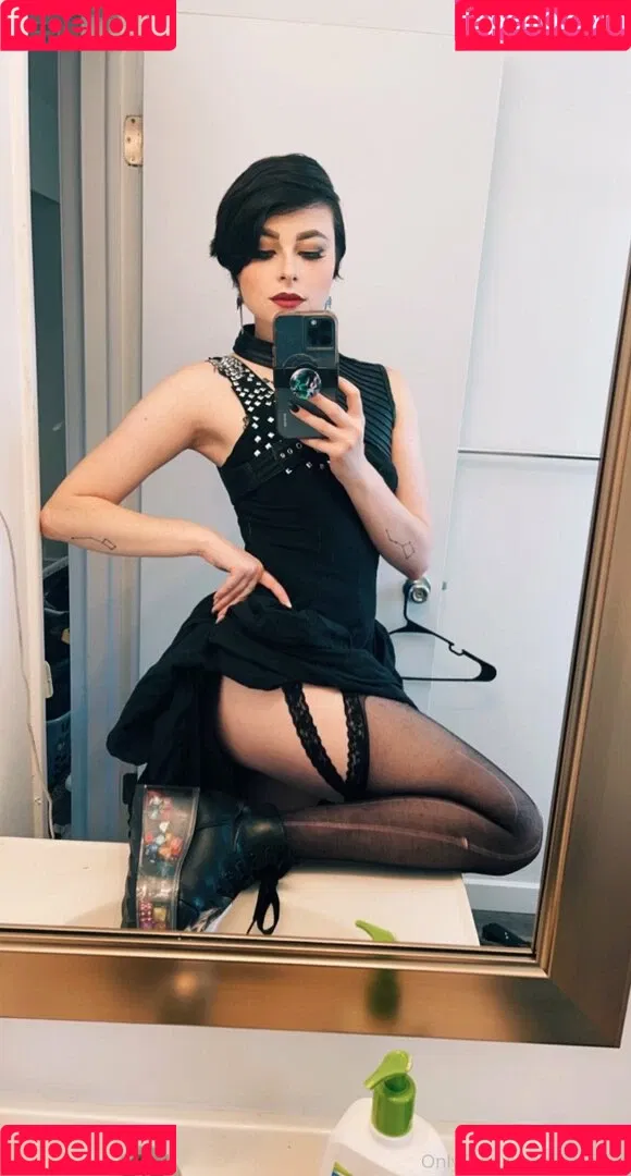 Harlihero Onlyfans Photo Gallery 