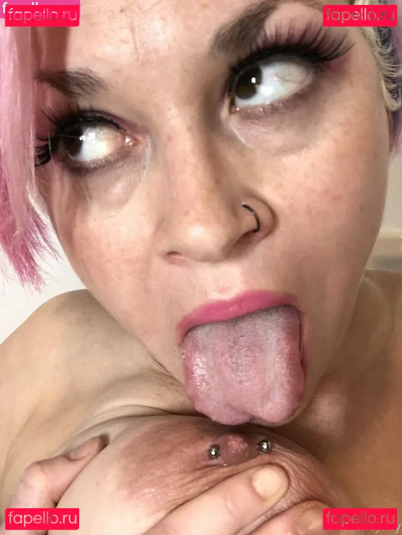 Harlihero Onlyfans Photo Gallery 