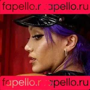 Salina De La Renta Onlyfans Photo Gallery 