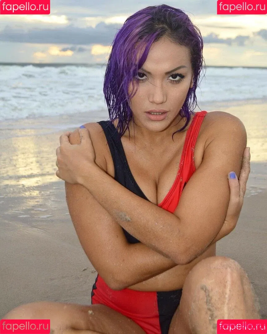 Salina De La Renta Onlyfans Photo Gallery 