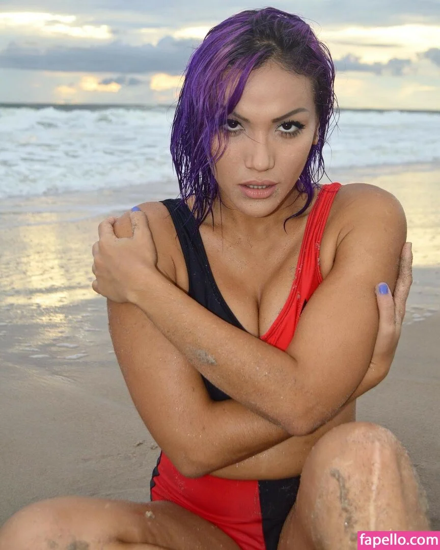 Salina De La Renta Onlyfans Photo Gallery 