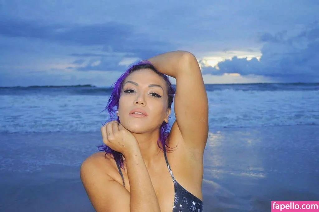 Salina De La Renta Onlyfans Photo Gallery 