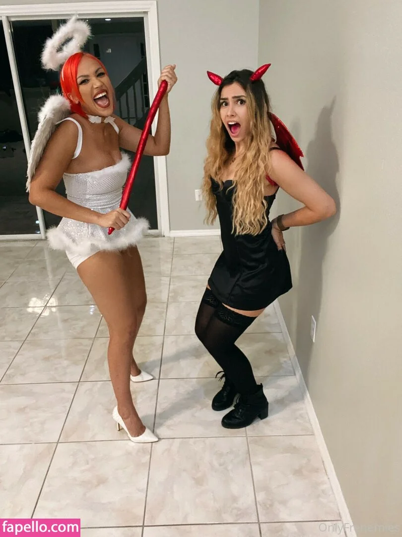 Salina De La Renta Onlyfans Photo Gallery 