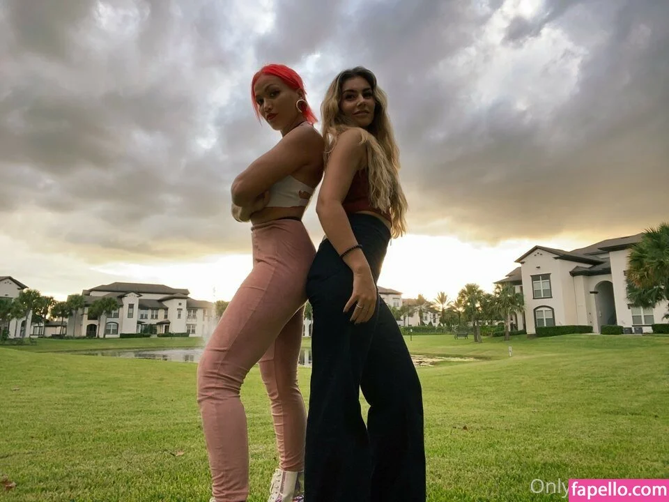 Salina De La Renta Onlyfans Photo Gallery 