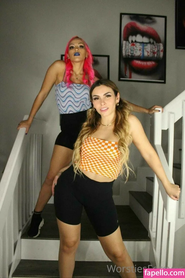 Salina De La Renta Onlyfans Photo Gallery 