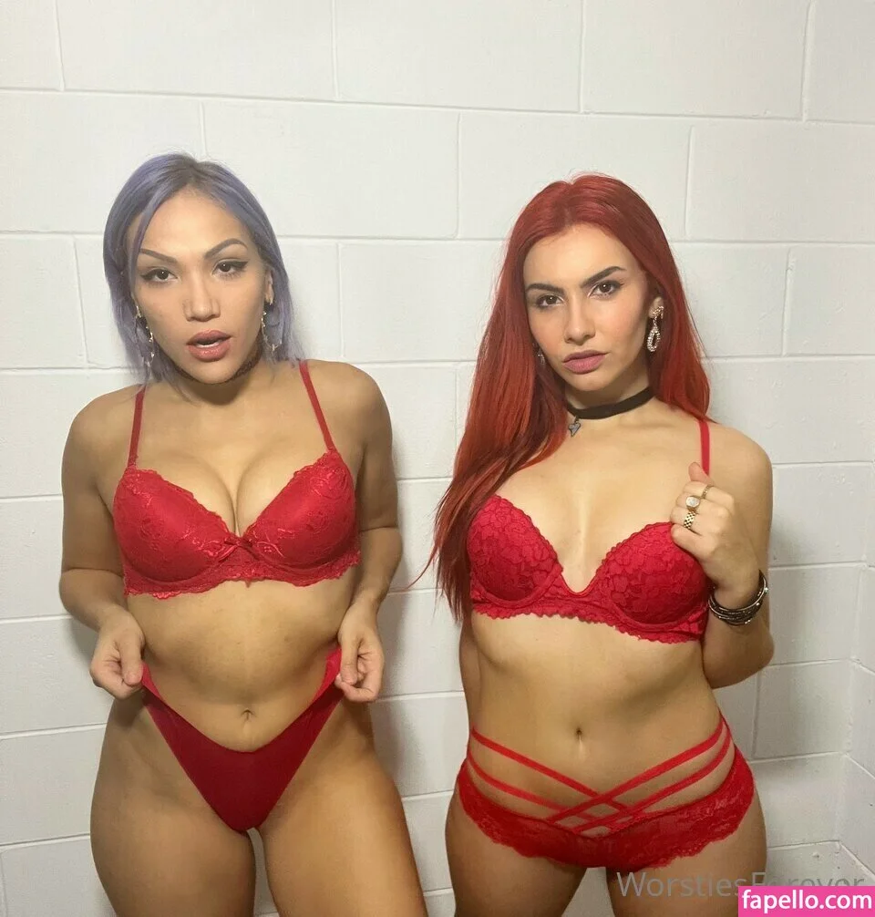 Salina De La Renta Onlyfans Photo Gallery 