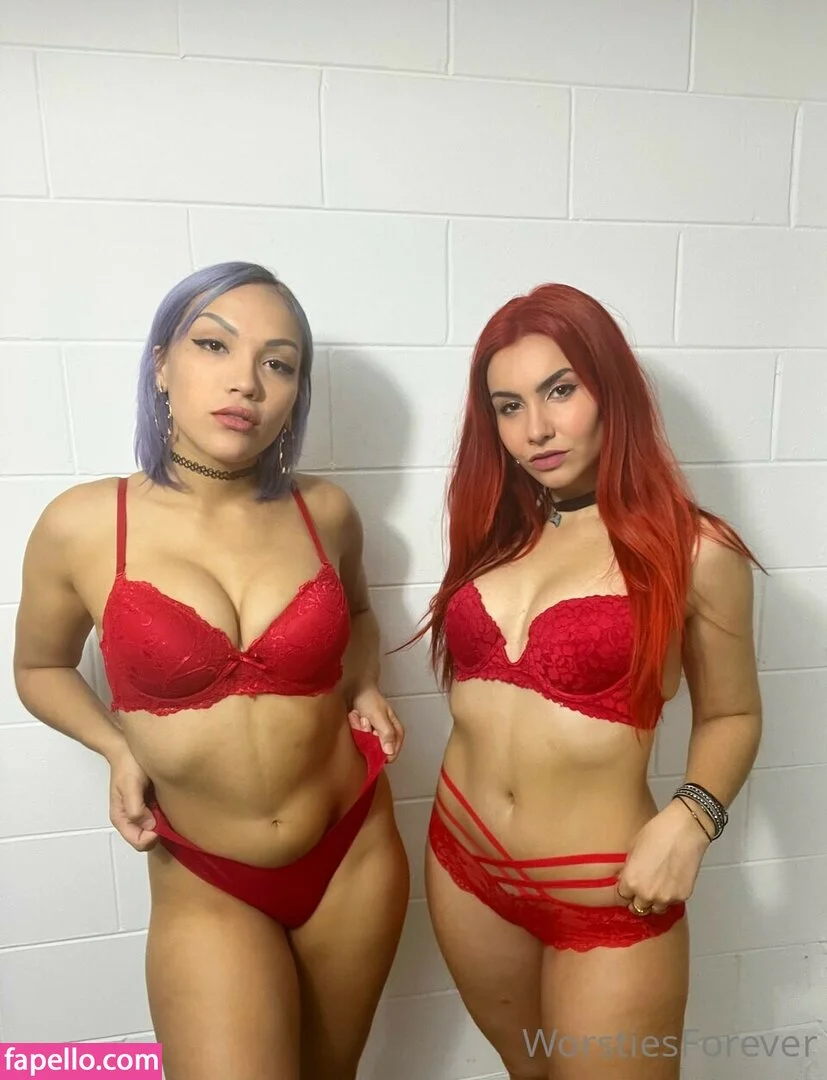 Salina De La Renta Onlyfans Photo Gallery 