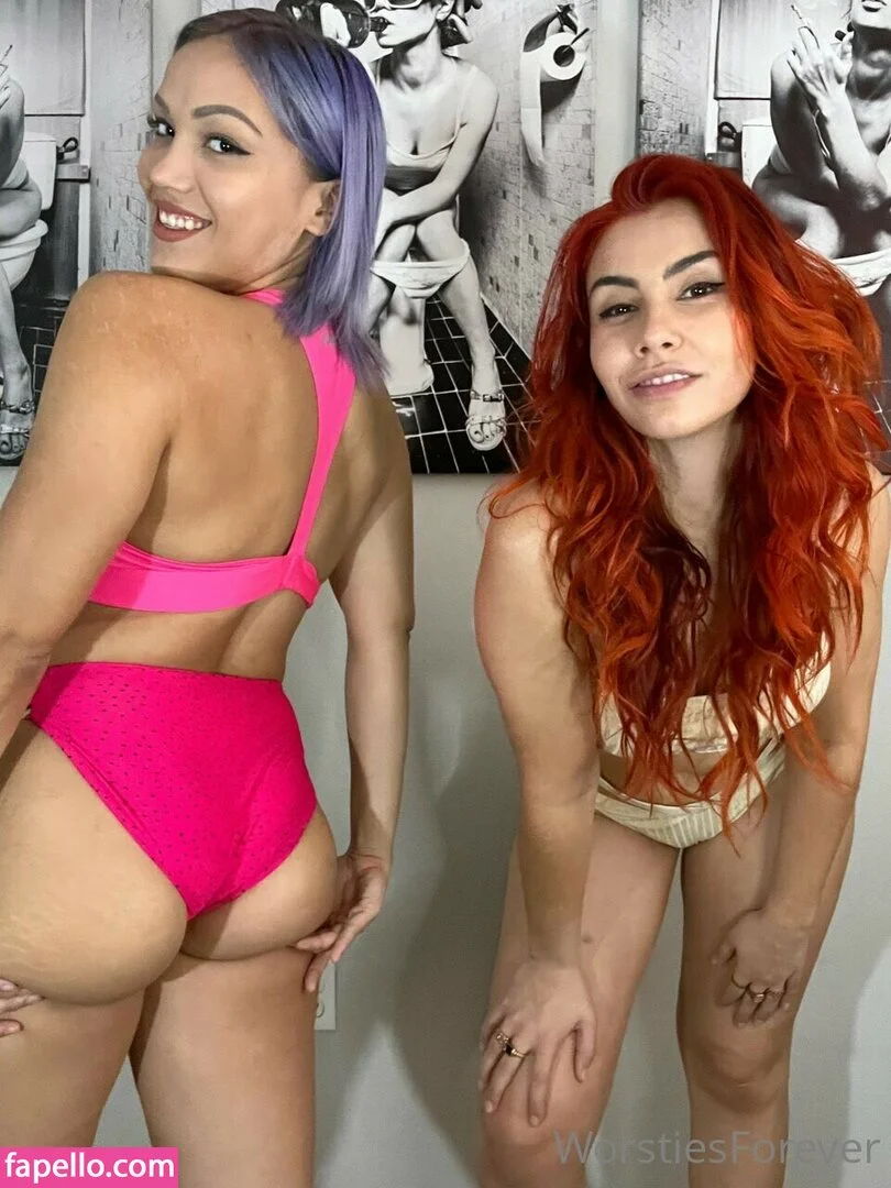 Salina De La Renta Onlyfans Photo Gallery 