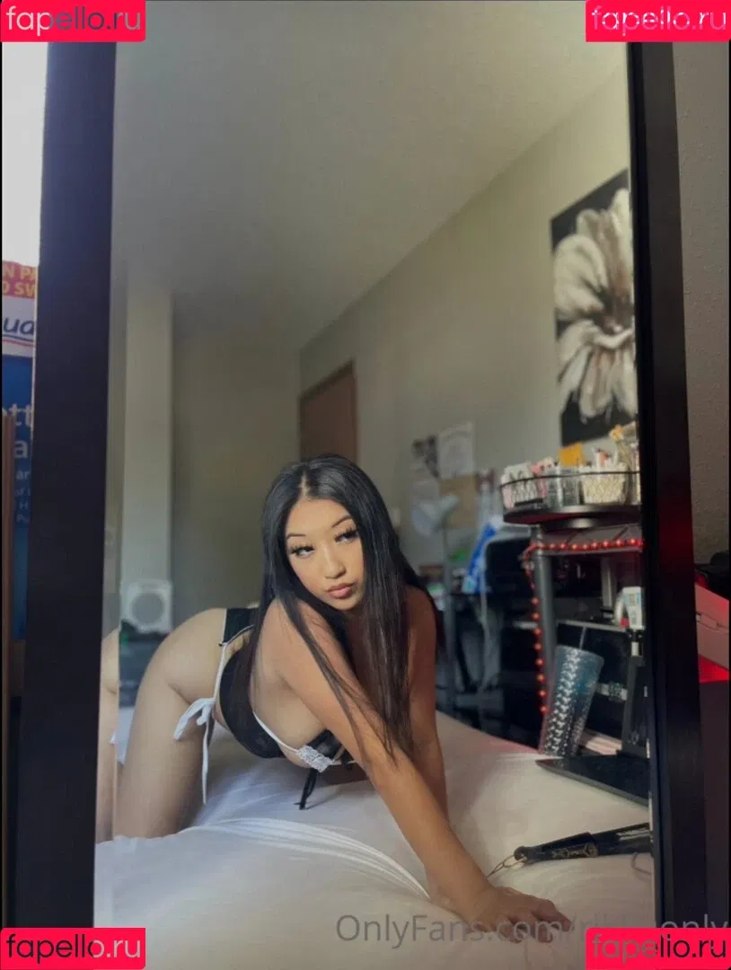 Hmong Rikkuonly Onlyfans Photo Gallery 