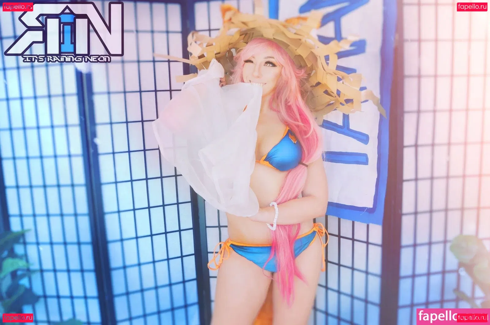 Itsrainingneon Onlyfans Photo Gallery 