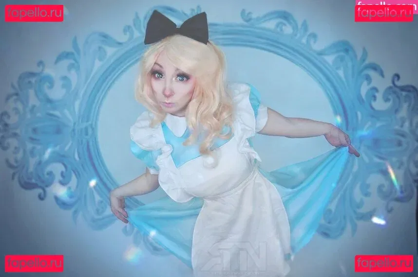 Itsrainingneon Onlyfans Photo Gallery 