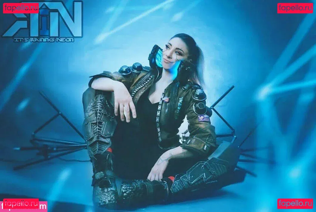 Itsrainingneon Onlyfans Photo Gallery 