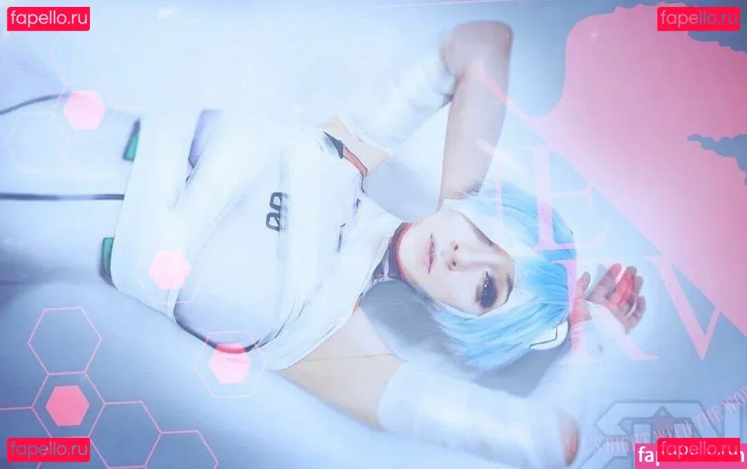 Itsrainingneon Onlyfans Photo Gallery 