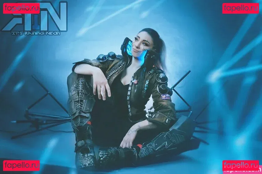 Itsrainingneon Onlyfans Photo Gallery 