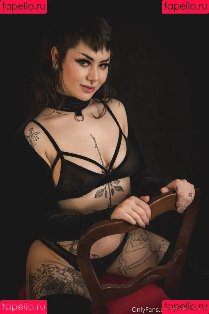 synthia_valentine Onlyfans Photo Gallery 