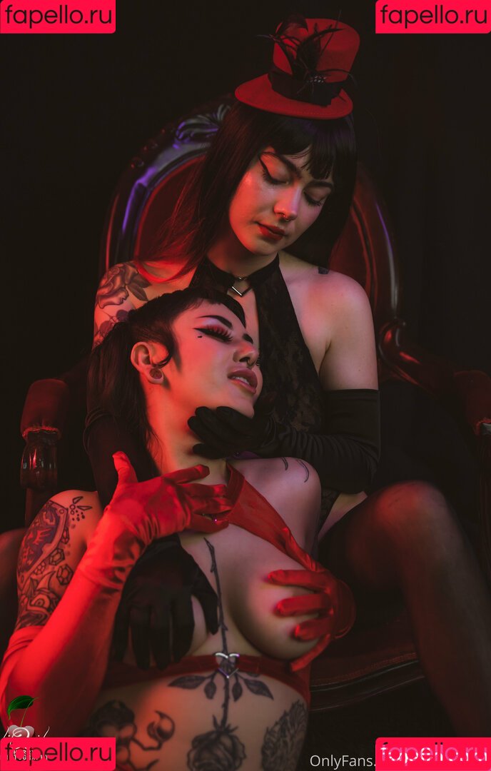 synthia_valentine Onlyfans Photo Gallery 