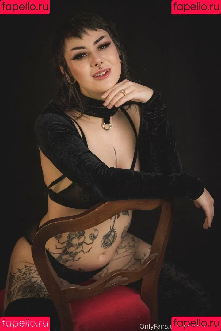 synthia_valentine Onlyfans Photo Gallery 