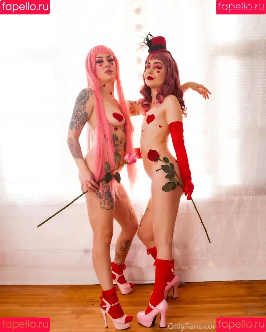 synthia_valentine Onlyfans Photo Gallery 
