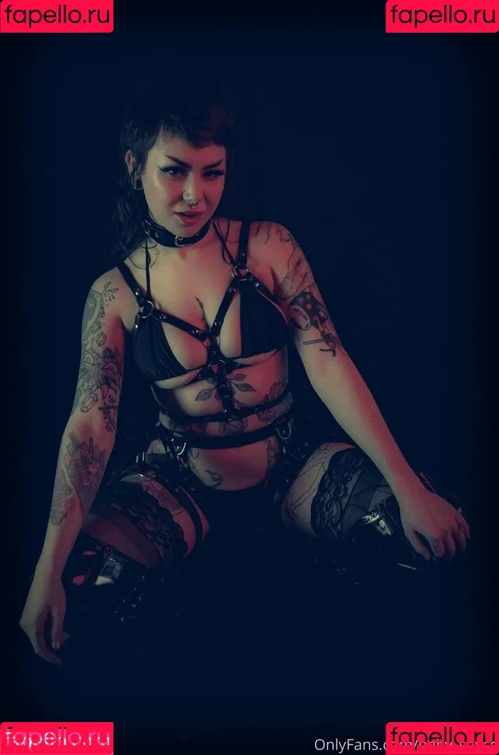 synthia_valentine Onlyfans Photo Gallery 