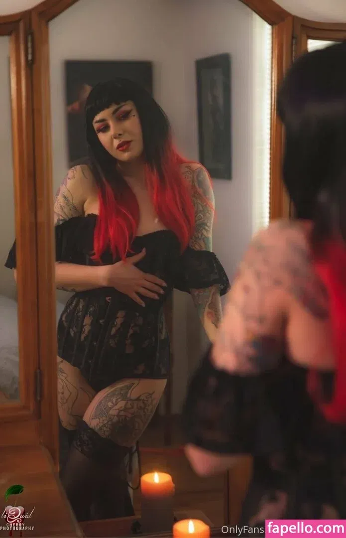 synthia_valentine Onlyfans Photo Gallery 