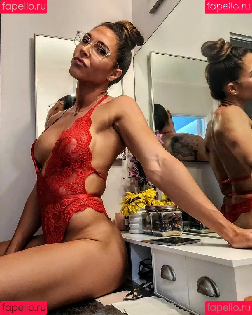 Laura Marie Masse Onlyfans Photo Gallery 