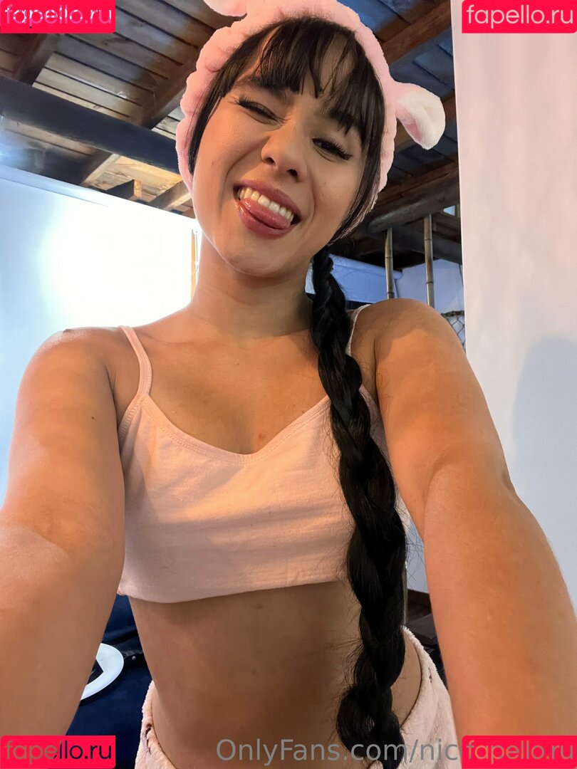 nico-robinn Onlyfans Photo Gallery 