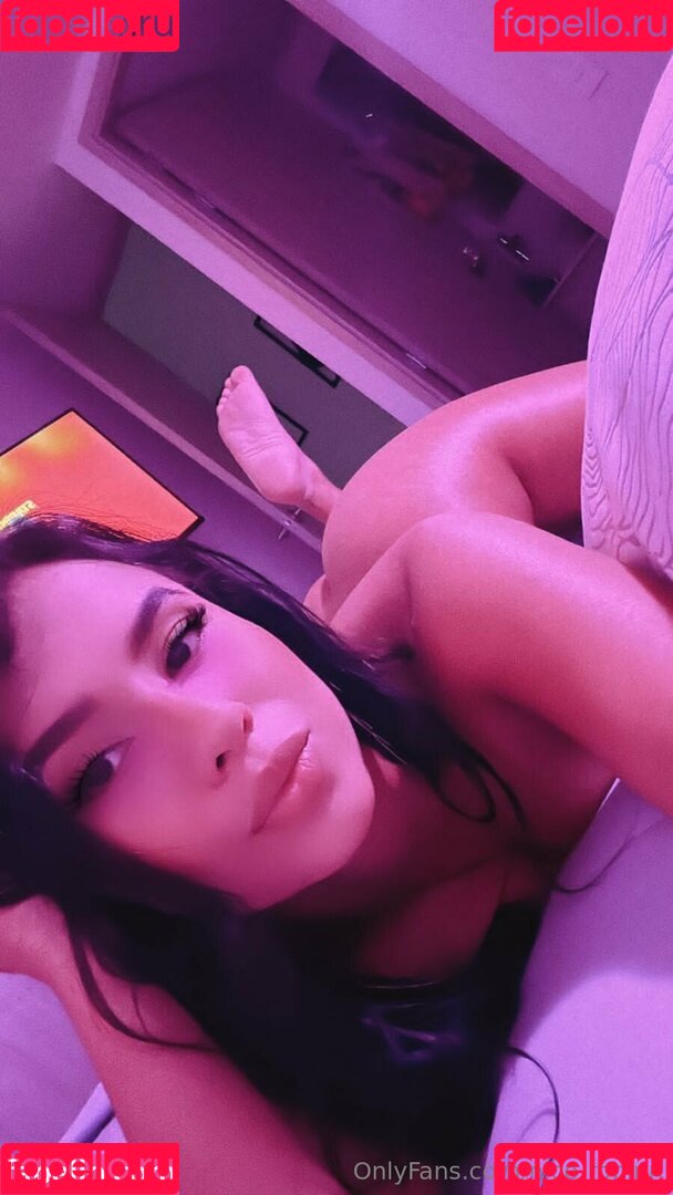 nico-robinn Onlyfans Photo Gallery 