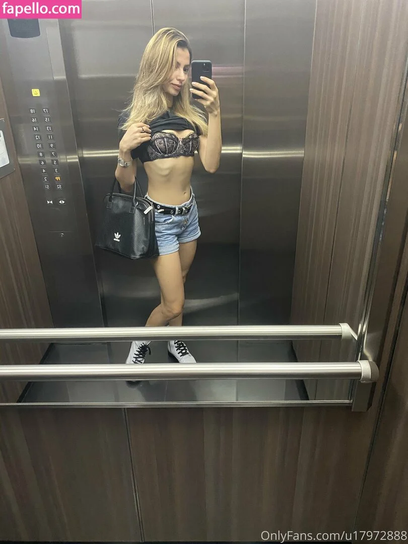 Molly Brooke Onlyfans Photo Gallery 