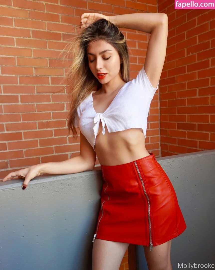 Molly Brooke Onlyfans Photo Gallery 